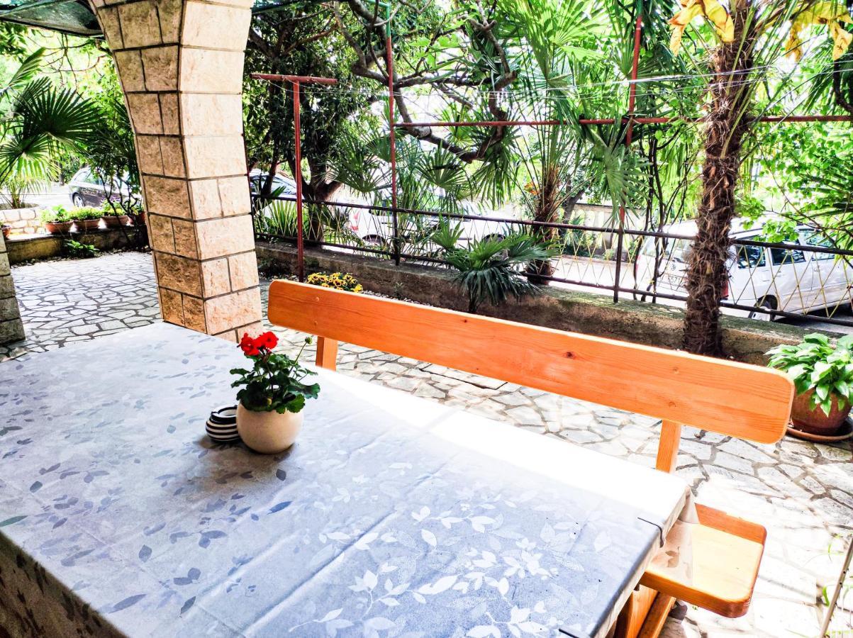 Apartmani Ankica Crikvenica Exterior foto